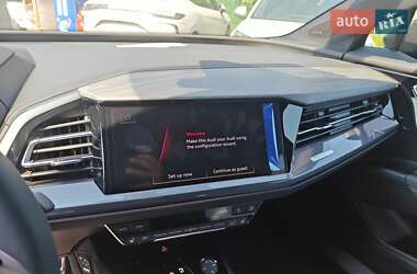 Внедорожник / Кроссовер Audi Q4 e-tron 2024 в 