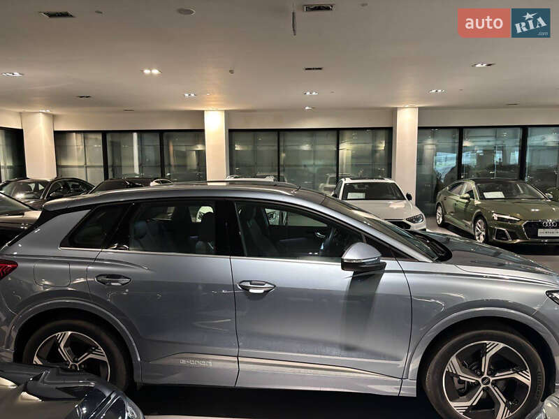 Внедорожник / Кроссовер Audi Q4 e-tron 2023 в Киеве