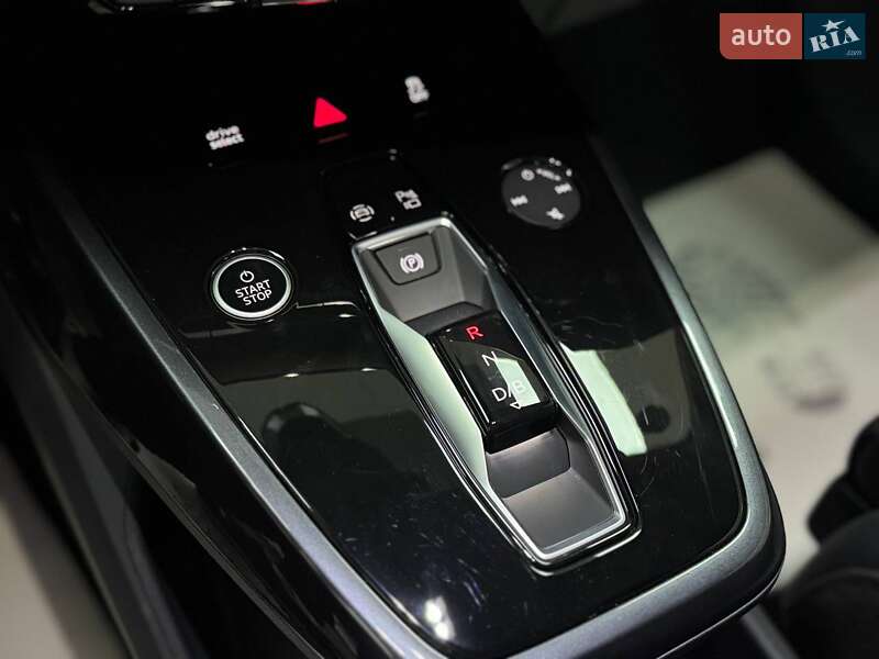 Внедорожник / Кроссовер Audi Q4 e-tron 2025 в Звенигородке
