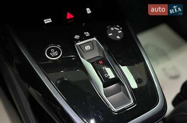 Внедорожник / Кроссовер Audi Q4 e-tron 2025 в 