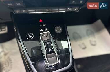Позашляховик / Кросовер Audi Q4 e-tron 2025 в 
