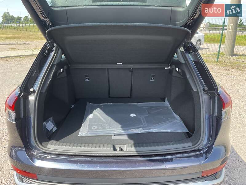 Внедорожник / Кроссовер Audi Q4 e-tron 2025 в Киеве