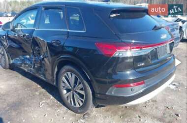 Внедорожник / Кроссовер Audi Q4 e-tron 2022 в 