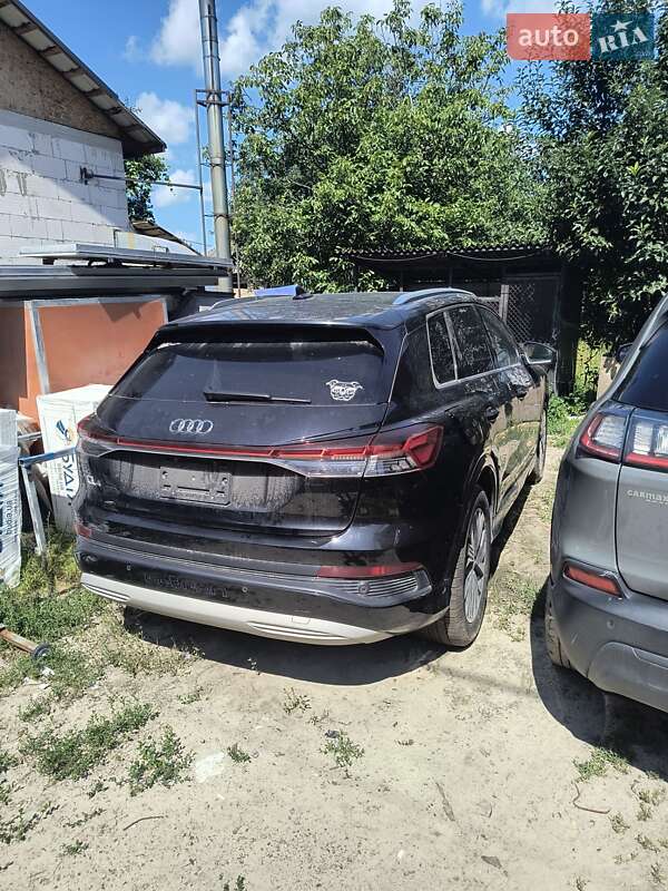 Позашляховик / Кросовер Audi Q4 e-tron 2022 в Києві