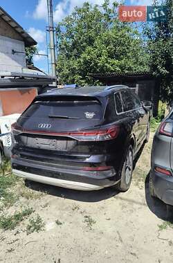 Внедорожник / Кроссовер Audi Q4 e-tron 2022 в 