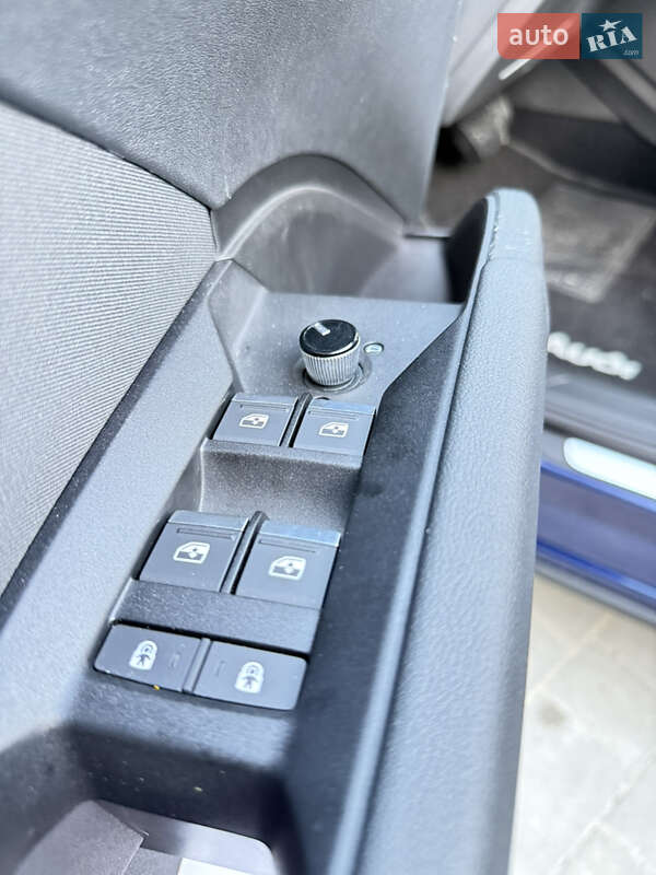 Внедорожник / Кроссовер Audi Q4 e-tron 2023 в Кременце фото 39 Внедорожник / Кроссовер Audi Q4 e-tron 2023 в Кременце