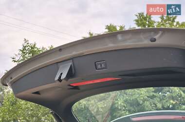Внедорожник / Кроссовер Audi Q4 e-tron 2025 в 