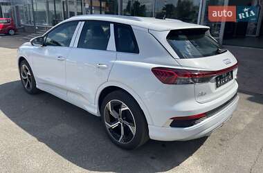 Внедорожник / Кроссовер Audi Q4 e-tron 2025 в 