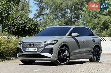 Внедорожник / Кроссовер Audi Q4 e-tron 2023 в 