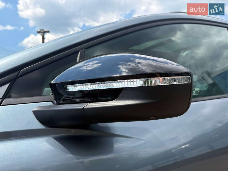 Внедорожник / Кроссовер Audi Q4 e-tron 2024 в Киеве
