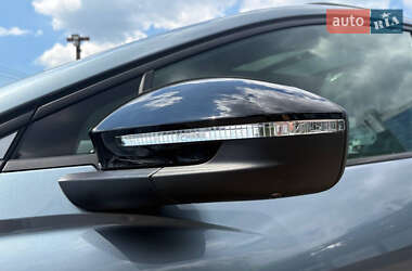 Внедорожник / Кроссовер Audi Q4 e-tron 2024 в 