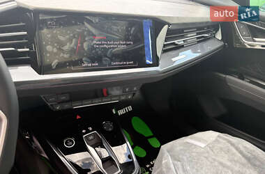 Внедорожник / Кроссовер Audi Q4 e-tron 2024 в 