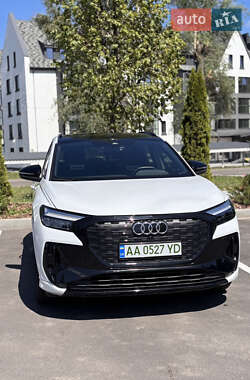 Внедорожник / Кроссовер Audi Q4 e-tron 2023 в 