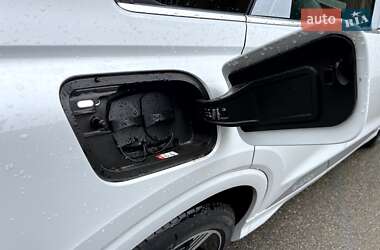 Внедорожник / Кроссовер Audi Q4 e-tron 2025 в 
