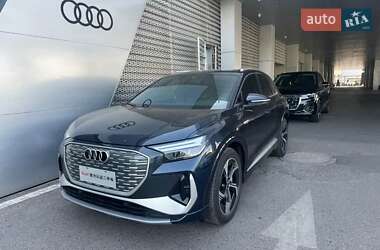Внедорожник / Кроссовер Audi Q4 e-tron 2024 в 