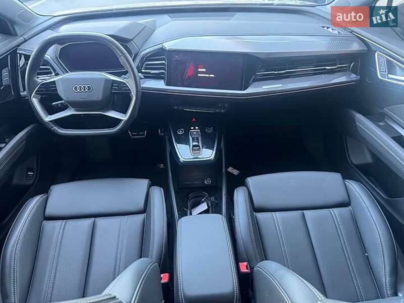 Внедорожник / Кроссовер Audi Q4 e-tron 2024 в Мукачево
