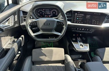 Внедорожник / Кроссовер Audi Q4 e-tron 2025 в 