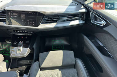 Внедорожник / Кроссовер Audi Q4 e-tron 2025 в 