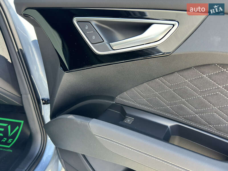 Внедорожник / Кроссовер Audi Q4 e-tron 2025 в Ивано-Франковске