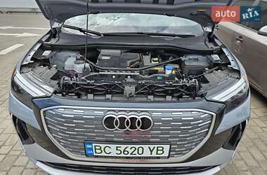 Внедорожник / Кроссовер Audi Q4 e-tron 2023 в 