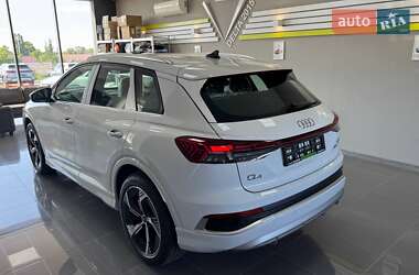 Внедорожник / Кроссовер Audi Q4 e-tron 2025 в 