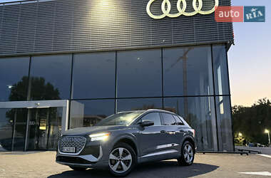 Позашляховик / Кросовер Audi Q4 e-tron 2023 в Києві