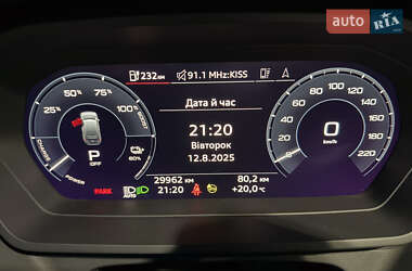 Внедорожник / Кроссовер Audi Q4 e-tron 2023 в 