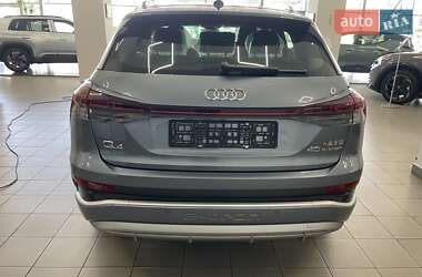 Позашляховик / Кросовер Audi Q4 e-tron 2025 в 