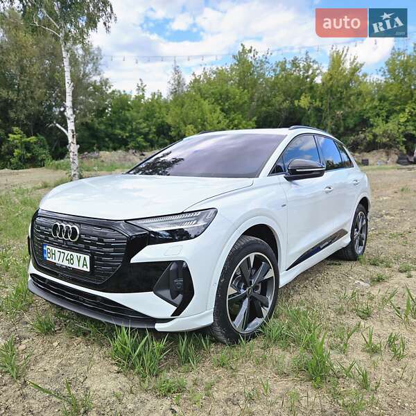 Внедорожник / Кроссовер Audi Q4 e-tron 2023 в Харькове
