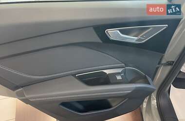Внедорожник / Кроссовер Audi Q4 e-tron 2025 в 