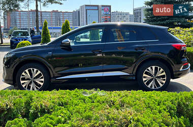 Внедорожник / Кроссовер Audi Q4 e-tron 2022 в 