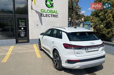 Внедорожник / Кроссовер Audi Q4 e-tron 2023 в 