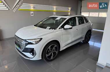 Позашляховик / Кросовер Audi Q4 e-tron 2025 в 