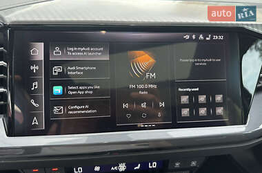 Внедорожник / Кроссовер Audi Q4 e-tron 2023 в 