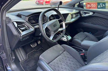 Внедорожник / Кроссовер Audi Q4 e-tron 2023 в 