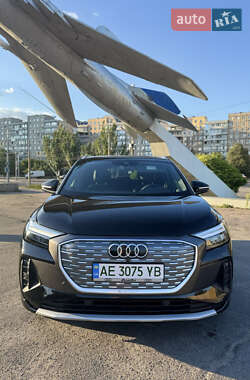 Внедорожник / Кроссовер Audi Q4 e-tron 2023 в 