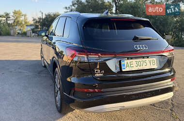Внедорожник / Кроссовер Audi Q4 e-tron 2023 в 