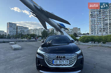 Внедорожник / Кроссовер Audi Q4 e-tron 2023 в 