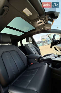 Внедорожник / Кроссовер Audi Q4 e-tron 2021 в Киеве