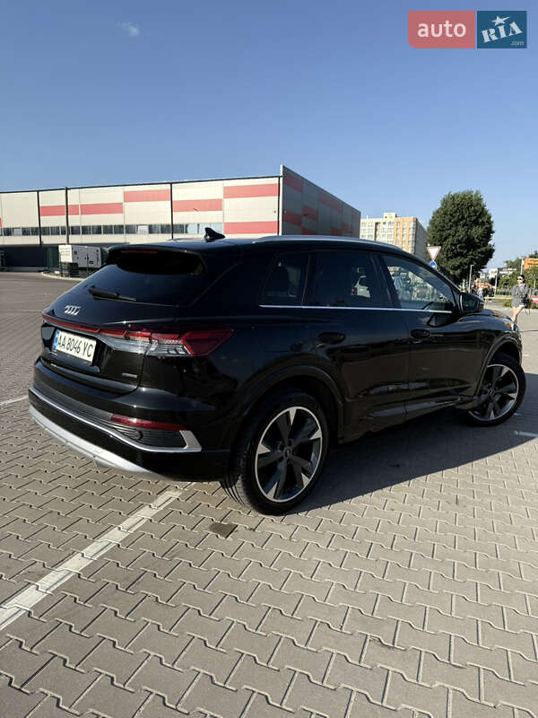 Внедорожник / Кроссовер Audi Q4 e-tron 2021 в Киеве