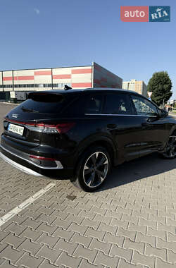 Внедорожник / Кроссовер Audi Q4 e-tron 2021 в 
