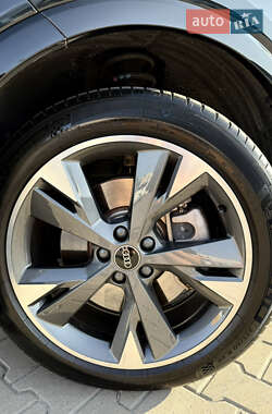 Внедорожник / Кроссовер Audi Q4 e-tron 2021 в Киеве