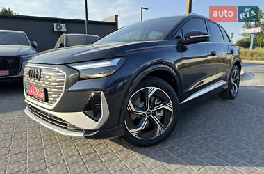Внедорожник / Кроссовер Audi Q4 e-tron 2024 в 