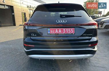 Внедорожник / Кроссовер Audi Q4 e-tron 2024 в 
