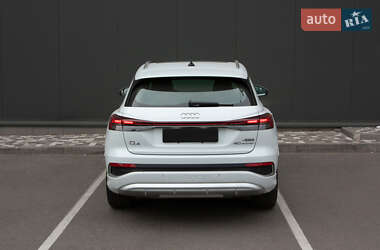 Внедорожник / Кроссовер Audi Q4 e-tron 2025 в 