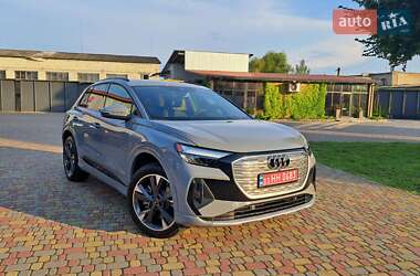 Позашляховик / Кросовер Audi Q4 e-tron 2023 в 