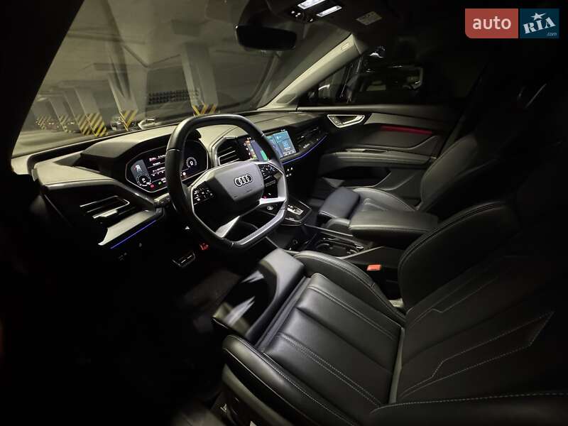 Внедорожник / Кроссовер Audi Q4 e-tron 2023 в Днепре