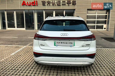Внедорожник / Кроссовер Audi Q4 e-tron 2023 в 