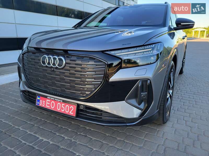 Внедорожник / Кроссовер Audi Q4 e-tron 2022 в 