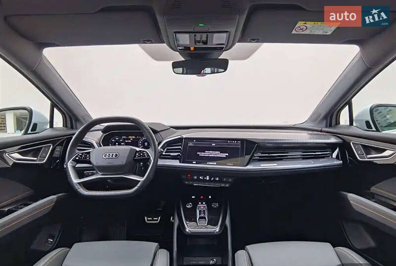 Внедорожник / Кроссовер Audi Q4 e-tron 2023 в Киеве